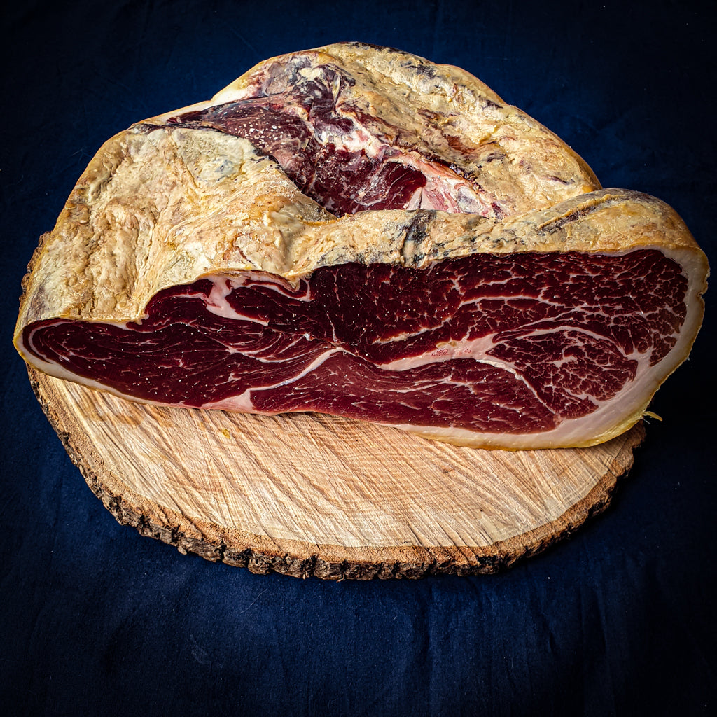 salaisons ibériques plateaux charcuteries jambon tranches jambon Espagnol mangalitza mangalica