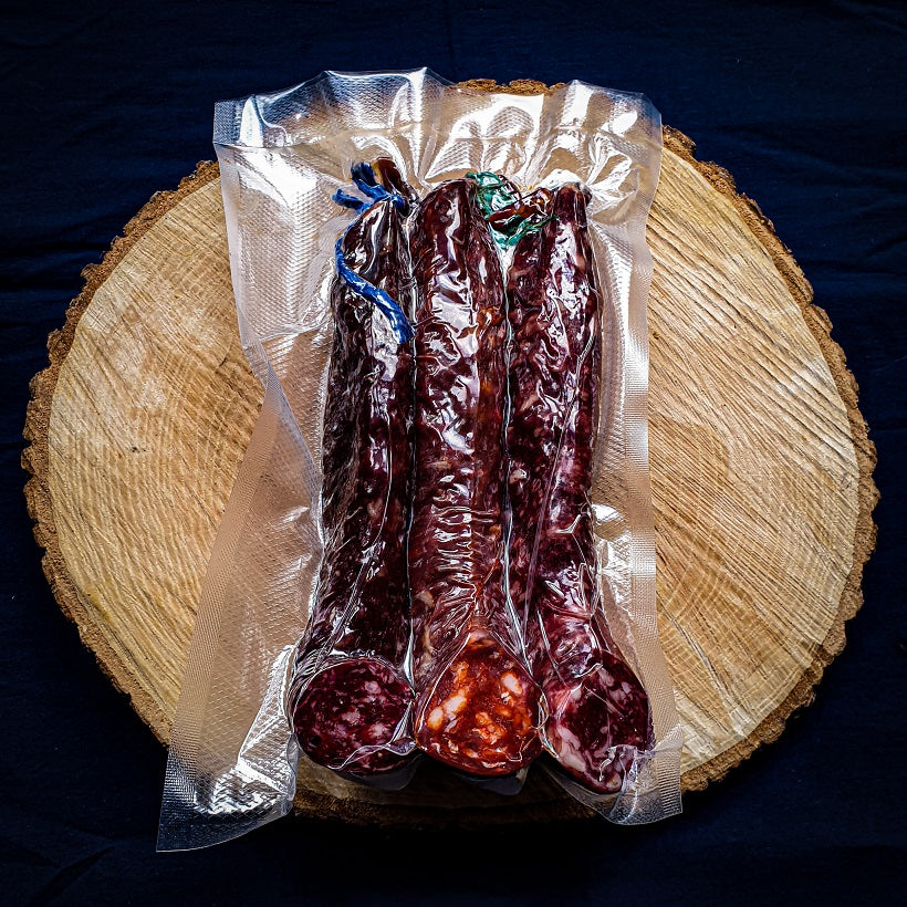 salaisons ibériques saucisson chorizo plateaux charcuteries jambon tranches jambon Espagnol