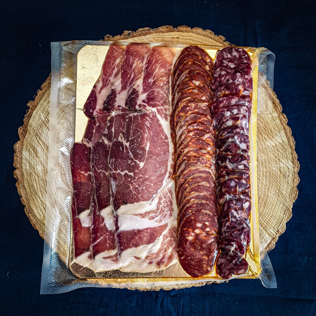 Planche ibérique mixte salaisons ibériques plateaux charcuteries jambon tranches jambon Espagnol apéro apéritif jambon cecina
