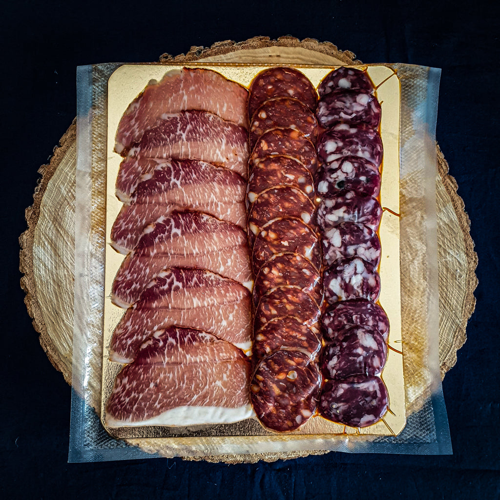 Planche ibérique mixte salaisons ibériques plateaux charcuteries jambon tranches jambon Espagnol apéro apéritif jambon cecina