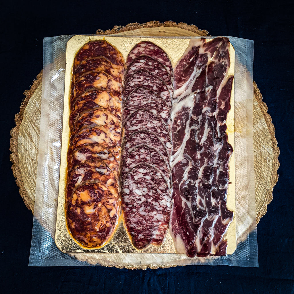 Planche ibérique mixte salaisons ibériques plateaux charcuteries jambon tranches jambon Espagnol apéro apéritif jambon pata negra iberico bellota